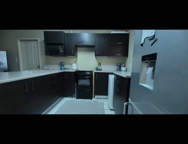 2 BEDROOM APARTMENT FOR SALE IN HONEYPARK